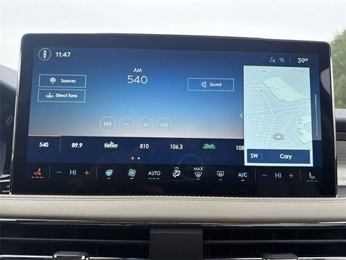 New 2026 Lincoln Corsair Premiere image 16