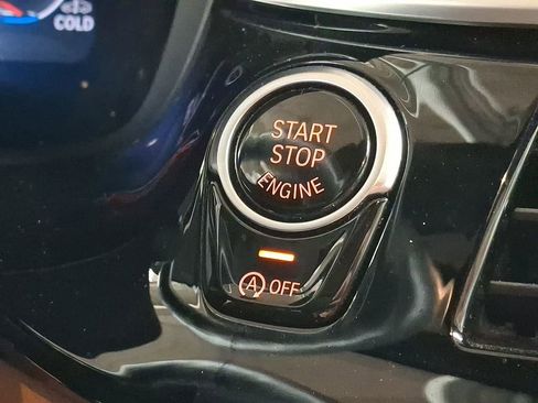 Certified 2023 BMW 530i xDrive w/ Premium Package image 18