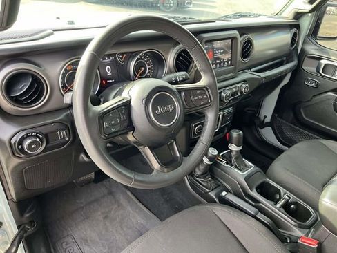 Certified 2023 Jeep Wrangler Sport AWD/4WD image 27