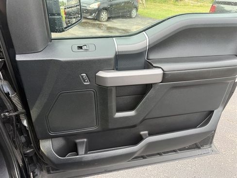 Used 2019 Ford F150 XLT w/ Equipment Group 302A Luxury AWD/4WD image 48