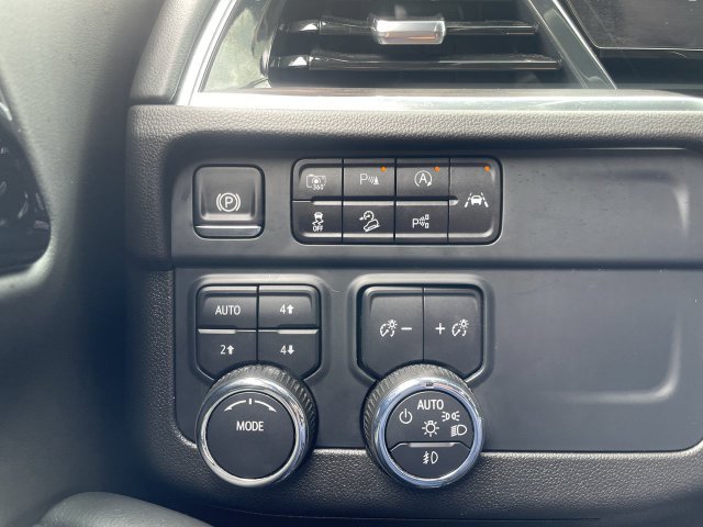 Certified 2025 Chevrolet Tahoe Z71 AWD/4WD image 22