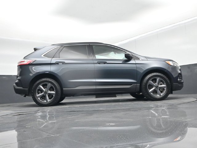 Certified 2022 Ford Edge SEL w/ Sport Appearance Package AWD/4WD image 52