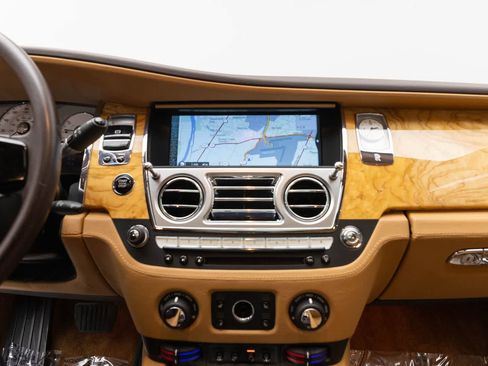 Used 2013 Rolls-Royce Ghost RWD image 24
