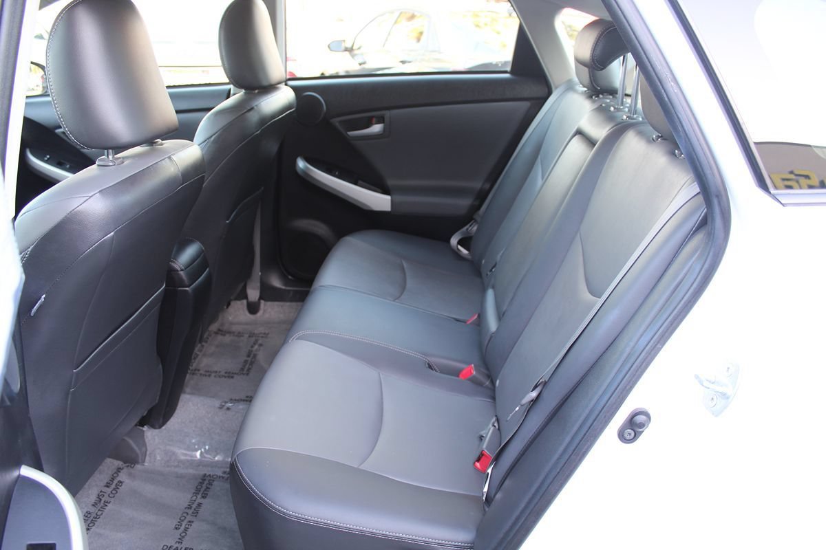 Used 2014 Toyota Prius Four FWD image 23