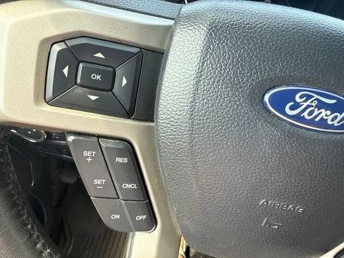 Used 2022 Ford F350 Lariat w/ Lariat Ultimate Package AWD/4WD image 17