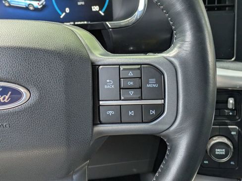 Used 2023 Ford F150 Lariat image 18