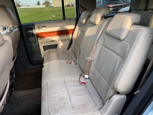 Used 2009 Ford Flex Limited image 14