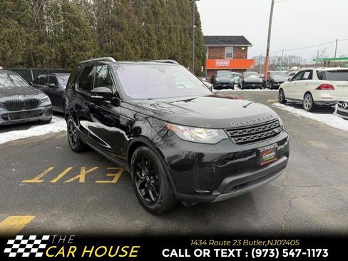 Used 2018 Land Rover Discovery SE image 5