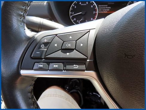 Used 2021 Nissan Sentra SV FWD image 16