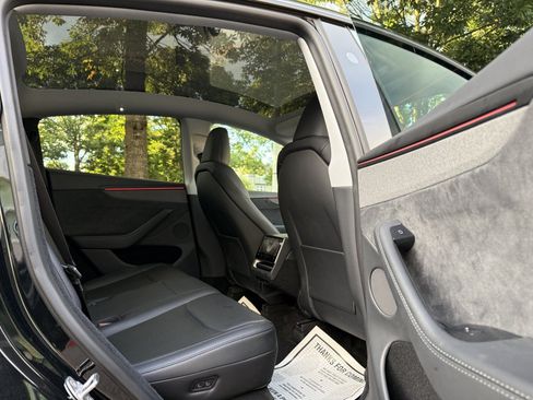 Used 2026 Tesla Model Y Long Range RWD image 20