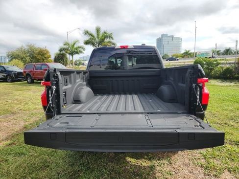 Used 2023 Ford F150 Lightning Lariat image 15