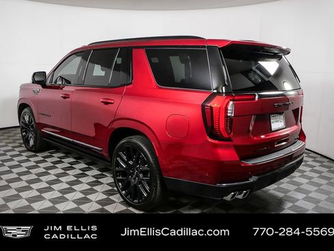 Used 2025 GMC Yukon Denali Ultimate image 3