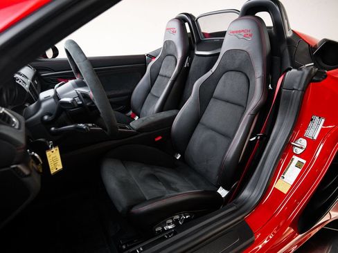 Certified 2024 Porsche 718 Boxster Spyder RS RWD image 5