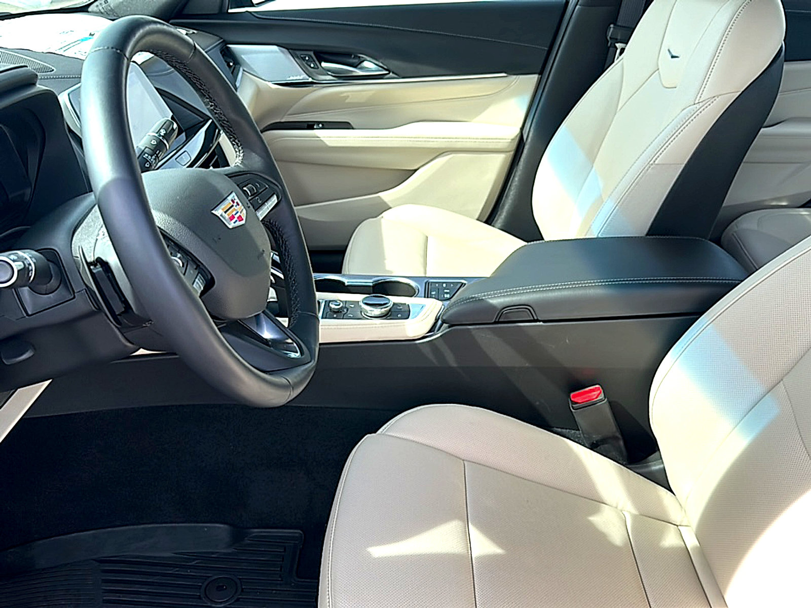 New 2025 Cadillac CT4 Premium Luxury AWD/4WD image 10