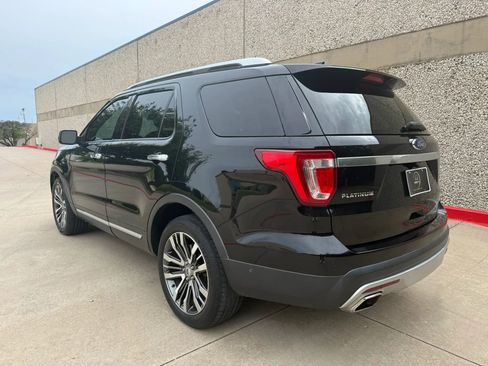 Used 2016 Ford Explorer Platinum AWD/4WD image 4