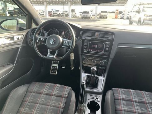 Used 2018 Volkswagen GTI S image 17