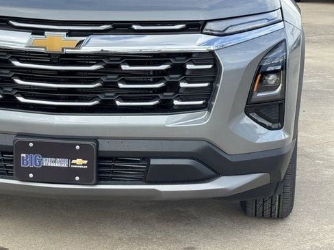 New 2026 Chevrolet Equinox LT image 9