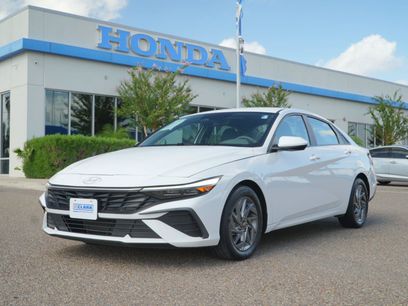 Used 2024 Hyundai Elantra SEL