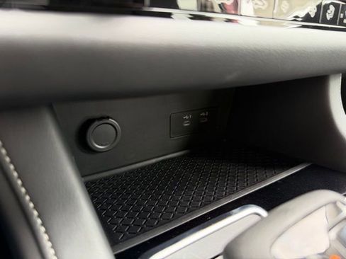 New 2026 Nissan Pathfinder SV image 22