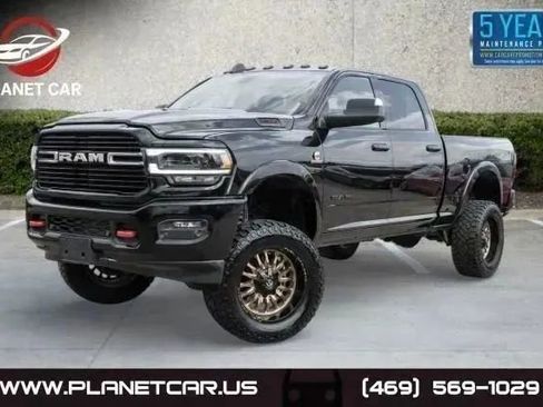 Used 2019 RAM 2500 Laramie w/ Black Appearance Package image 1