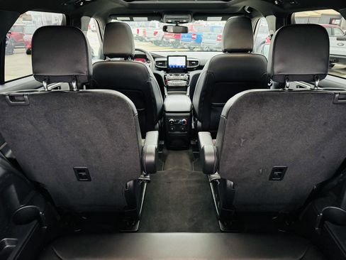 Used 2023 Ford Explorer ST-Line image 33