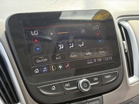 Used 2024 Chevrolet Malibu LT image 36