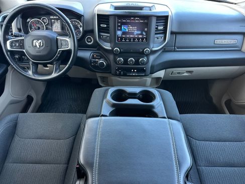 Used 2019 RAM 1500 Big Horn AWD/4WD image 3
