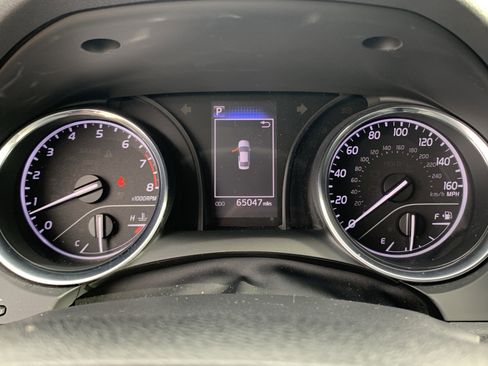 Used 2020 Toyota Camry LE image 21