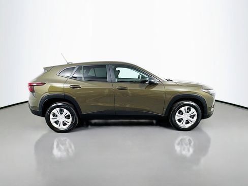 Used 2024 Chevrolet Trax LS FWD image 6