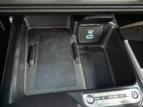 New 2025 Ford Bronco Badlands image 33