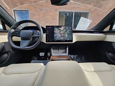 Used 2023 Tesla Model S Standard Range AWD/4WD image 39