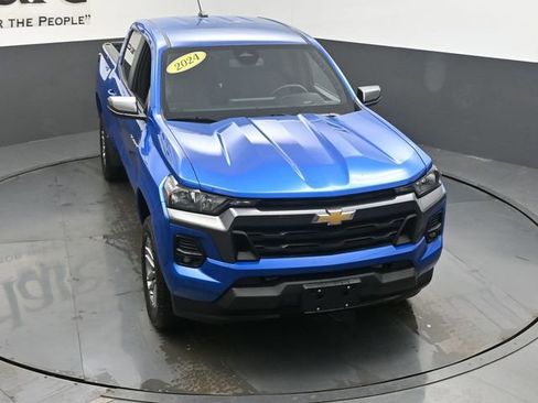 Used 2024 Chevrolet Colorado LT w/ LT Convenience Package II image 54