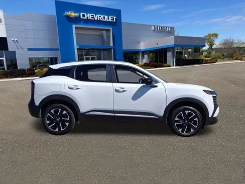 Used 2026 Nissan Kicks SV w/ Cold Weather Package AWD/4WD image 27