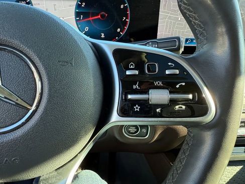 Used 2020 Mercedes-Benz GLE 350 4MATIC image 23