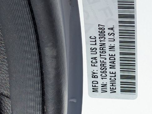 Used 2024 RAM 1500 Laramie image 17