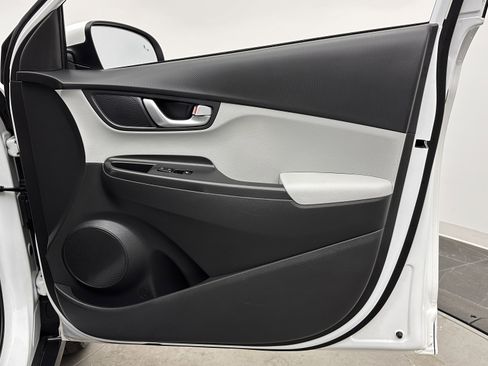 Used 2023 Hyundai Kona SEL image 36