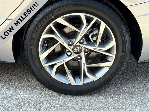 Certified 2021 Hyundai Sonata SEL w/ Cargo Package image 9