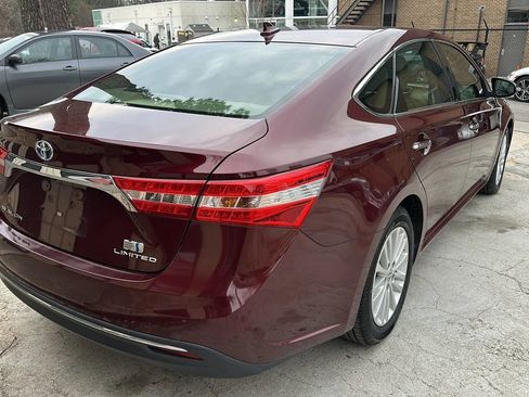 Used 2013 Toyota Avalon Limited image 5