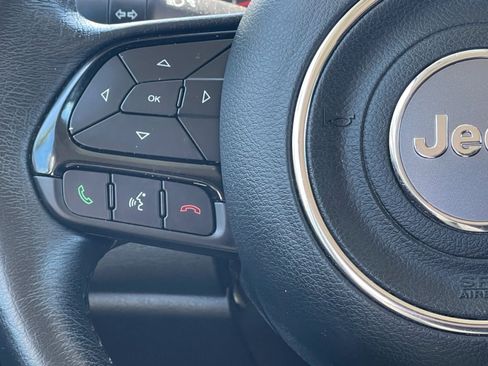 Used 2020 Jeep Renegade Altitude FWD image 27