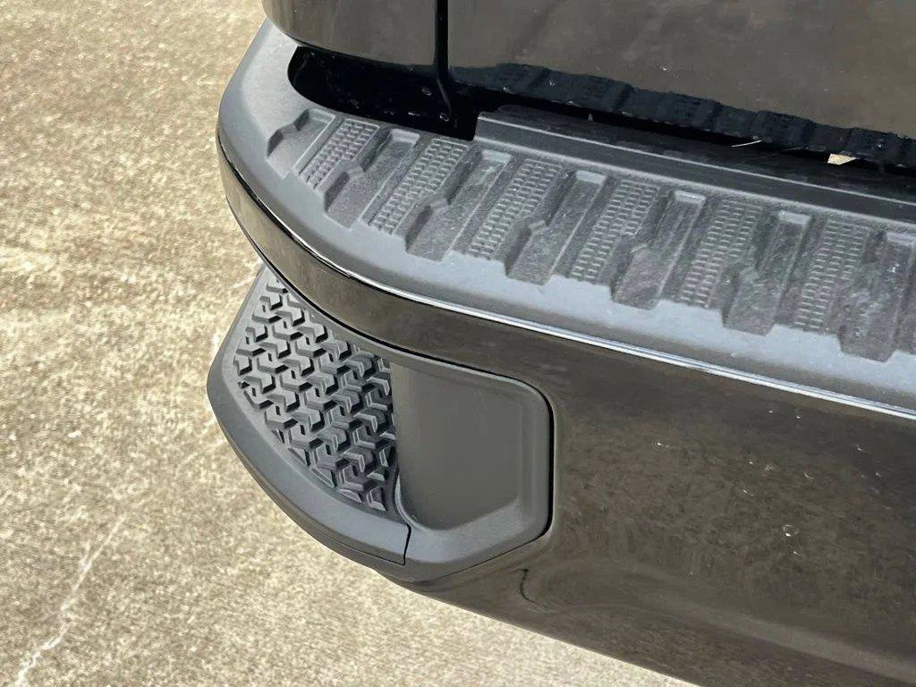 New 2026 Chevrolet Silverado 1500 RST RWD image 14