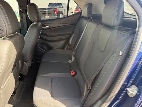 Used 2023 Buick Encore GX Preferred w/ Cold Weather Comfort Package FWD image 19