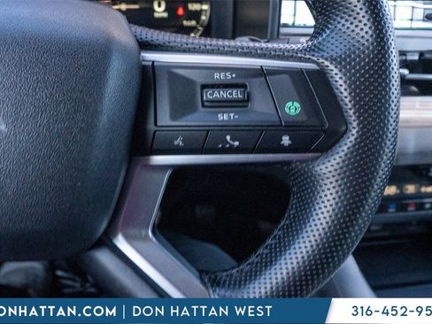 Used 2022 Mitsubishi Outlander SEL image 13