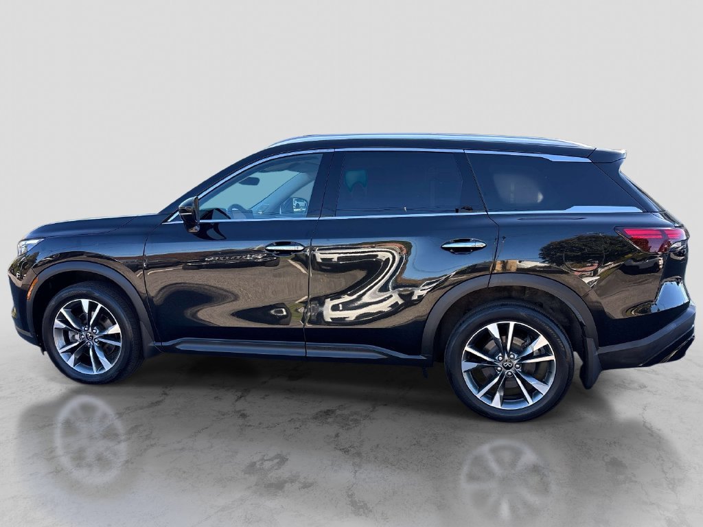 Used 2023 INFINITI QX60 Luxe w/ Performance Audio Package AWD/4WD image 2