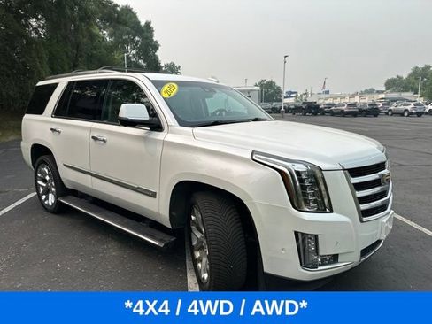 Used 2019 Cadillac Escalade Premium Luxury AWD/4WD image 2
