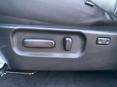 Used 2022 Toyota Tacoma TRD Sport image 13