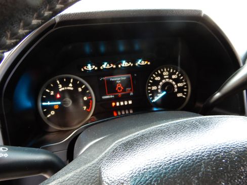 Used 2018 Ford F150 XLT w/ Equipment Group 301A Mid image 17