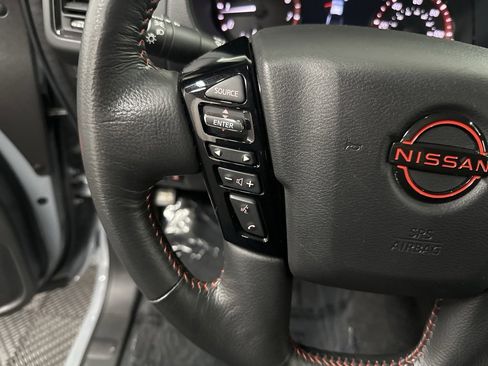 Used 2024 Nissan Frontier PRO-4X w/ Pro Convenience Package image 16