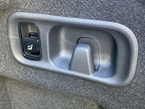 New 2026 Mercedes-Benz C 43 AMG 4MATIC Sedan image 11