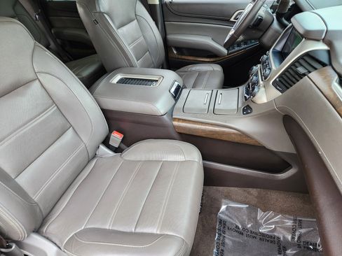 Used 2018 GMC Yukon Denali w/ Open Road Package image 14
