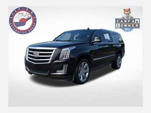 Used 2019 Cadillac Escalade ESV Premium Luxury RWD image 1